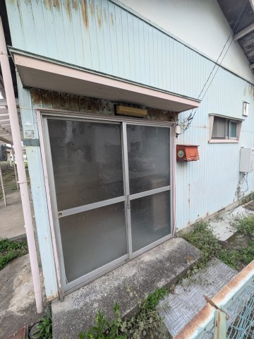 荒井ハウスのエントランス