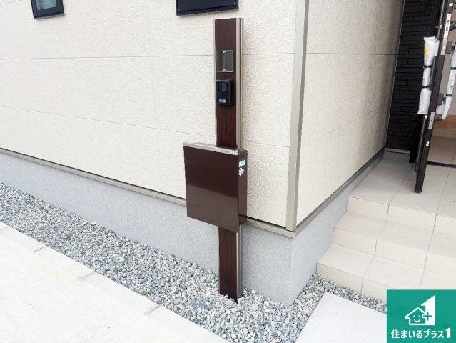 ♦堺市東区日置荘西町　新築一戸建ての外観|お客様に長く安心して住んでいだだける事にこだわった家づくり！住んでからのアフターサービスにもしっかりと取り組んでいます！