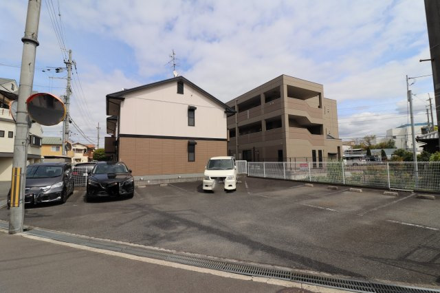 グランメールの駐車場