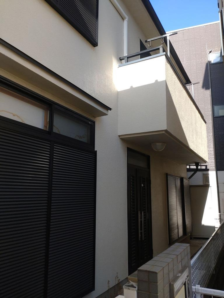 所沢市宮本町１丁目の中古一戸建の玄関