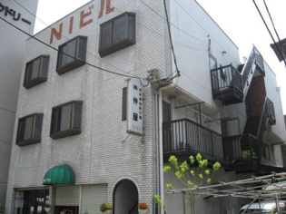 ＮＩビルの外観