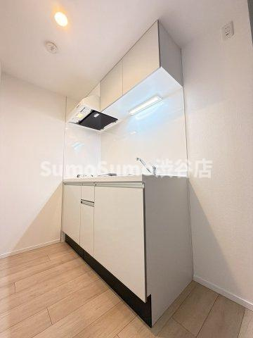 HJクラウンⅡのキッチン|ゆったり過ごせる居間です