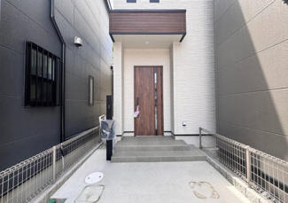 【玄関】 | 八尾市南太子堂六丁目　新築戸建