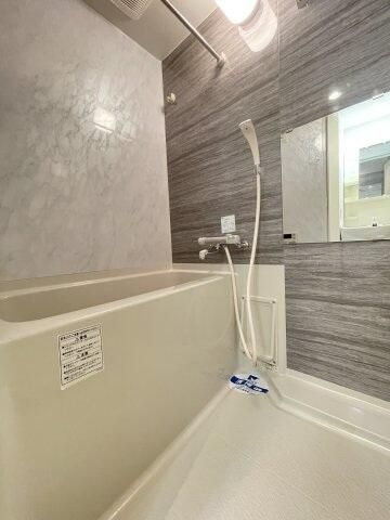 スカイコート池袋西壱番館の浴室