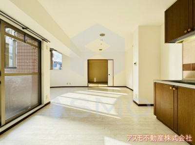 【居間・リビング】 | リヴィエール川西 | ※同物件　別間取り　参考写真