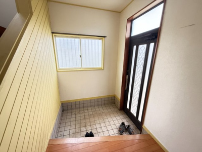 【玄関】 | 富里市十倉　中古戸建