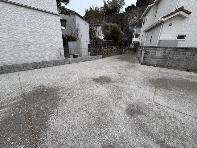 向洋中町6駐車場の駐車場