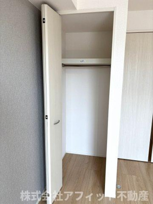 【その他】 | エクセル仲上 | 洋室7帖のクローゼット※イメージです
