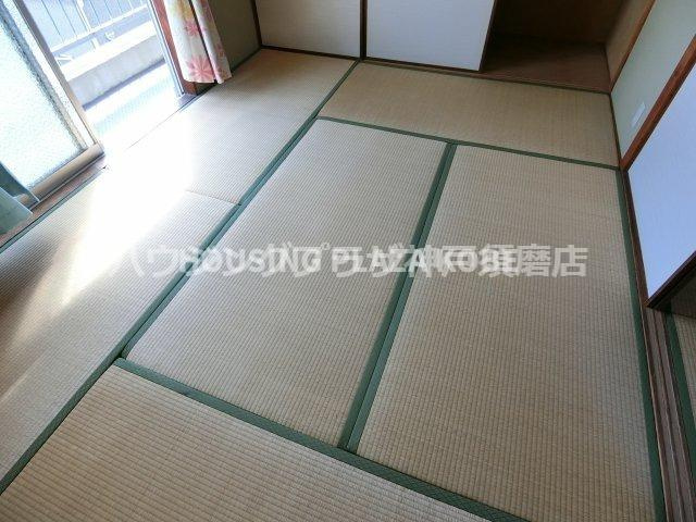 須磨寺ハイツの居間・リビング