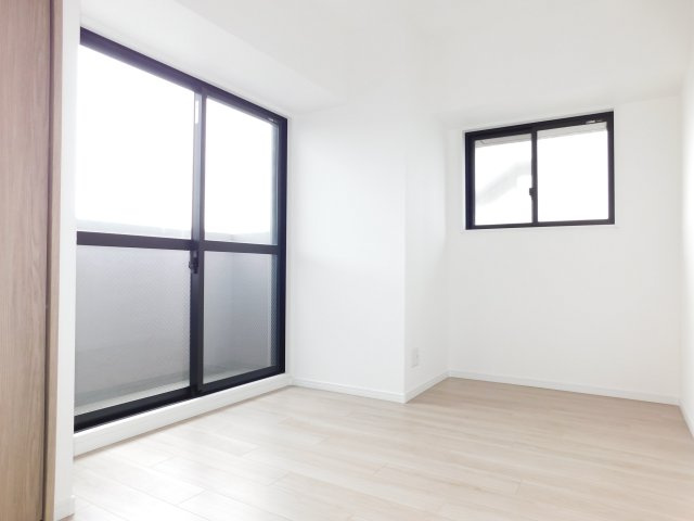 名古屋市中川区柳島町１丁目の中古マンションの洋室|◇和室◇　　明るい洋室約５．２帖　全居室収納完備！　（令和７年１０月リフォーム済）