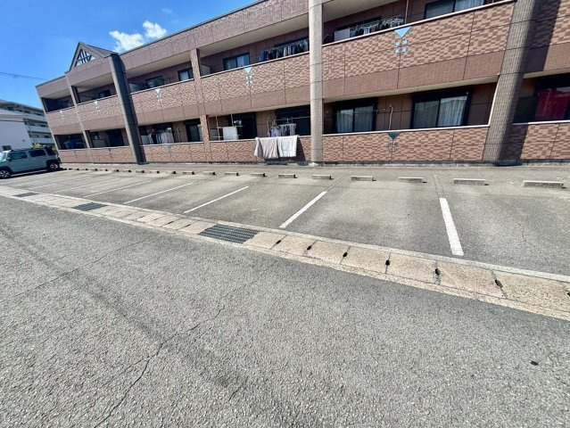 エスペランス　光の駐車場