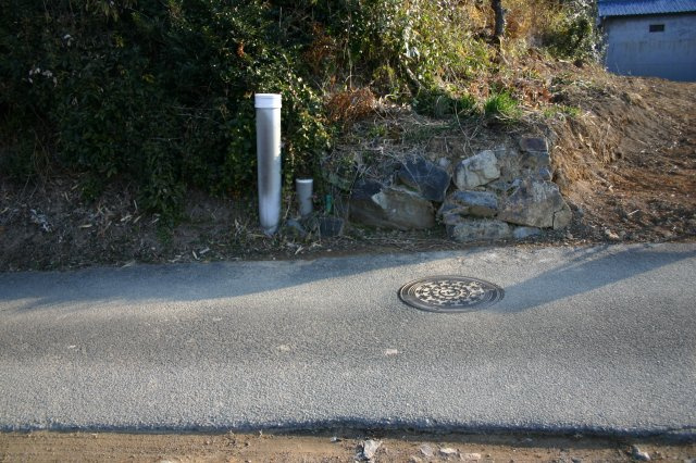 たつの市揖西町南山　売地の前面道路含む現地写真