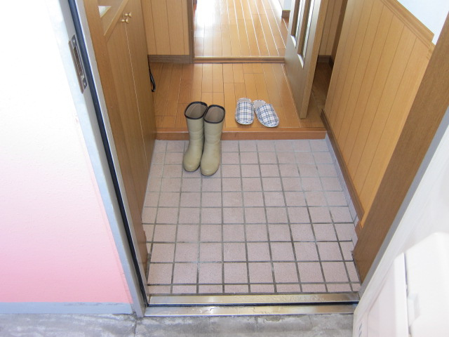 サンシャインKEIOの玄関