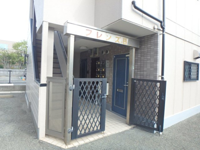 【エントランス】 | フレンズ　Ａ棟・Ｂ棟 | B棟エントランス