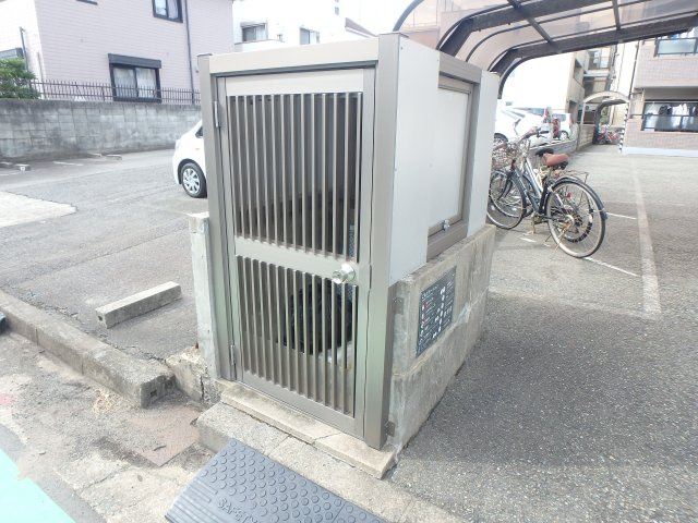 【その他共用部分】 | フレンズ　Ａ棟・Ｂ棟 | ゴミステーションです