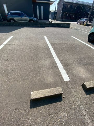K・Sプロパティの駐車場