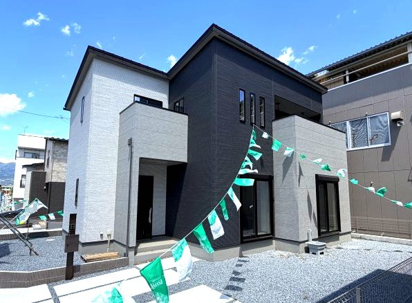 ワイウッドコート渋川市渋川第1期3号棟