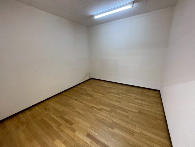 蒲郡市神明町　貸店舗・事務所の内装