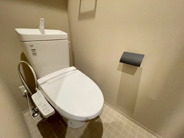 Louis Apartment 長瀬ノールのトイレ