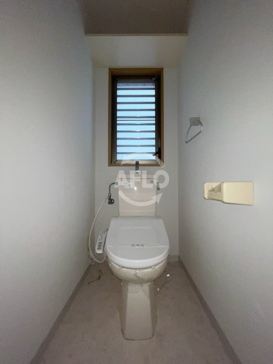 オルフェア我孫子Ⅲ番館のトイレ|オルフェア我孫子Ⅲ番館　温水洗浄便座