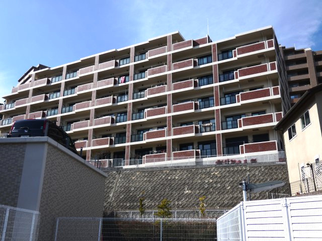 神戸市須磨区妙法寺字大津江の賃貸マンション