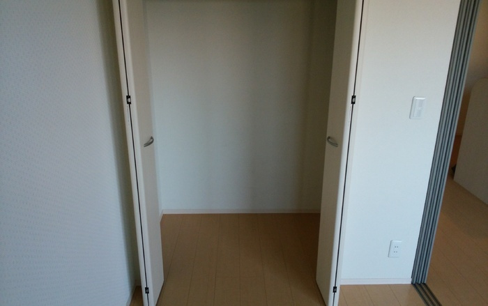 アンジュの洋室