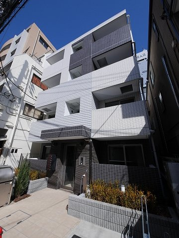 ヴィアラッテア白金