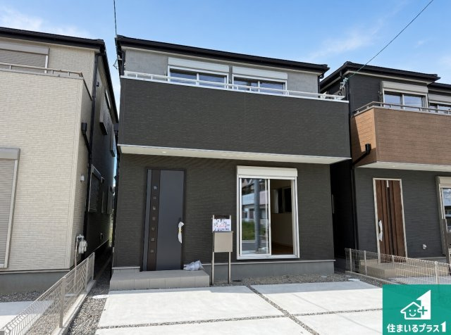 3(土)4(日)現地説明会！◆富田林市甲田　新築一戸建ての外観|お客様に長く安心して住んでいだだける事にこだわった家づくり！住んでからのアフターサービスにもしっかりと取り組んでいます！