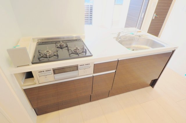 シャーメゾンあきの浴室|※別部屋のお写真です※