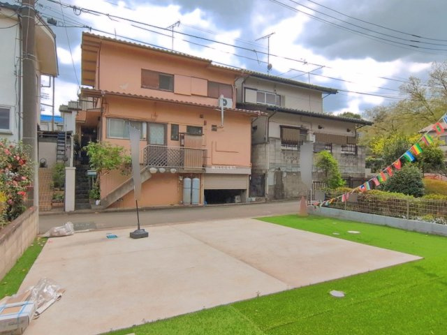 入間郡三芳町大字藤久保の新築一戸建の駐車場