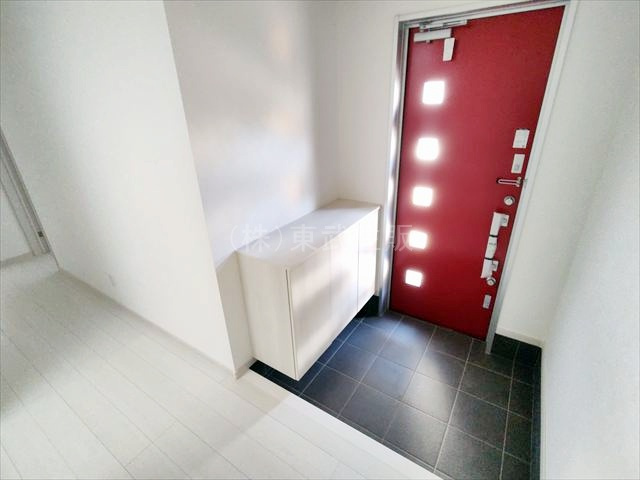 【内装】 | 川越市大塚2丁目 | 明るい玄関です
