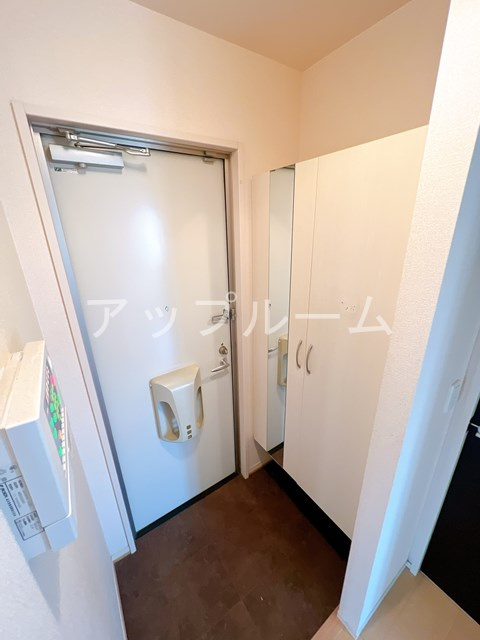 ムーンウェーブの玄関