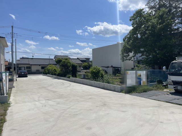 【前面道路含む現地写真】 | 比企郡滑川町月輪大堀　新築戸建　全8区画　1号棟