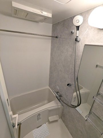 GRANSITE蔵前の浴室|浴室換気乾燥機、24時間換気システム、ワイドシャワーヘッド