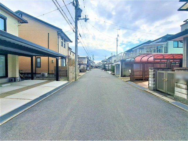 近江八幡市西庄町　中古戸建