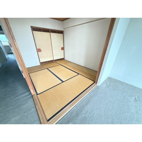 ライオンズマンション松陰町の和室