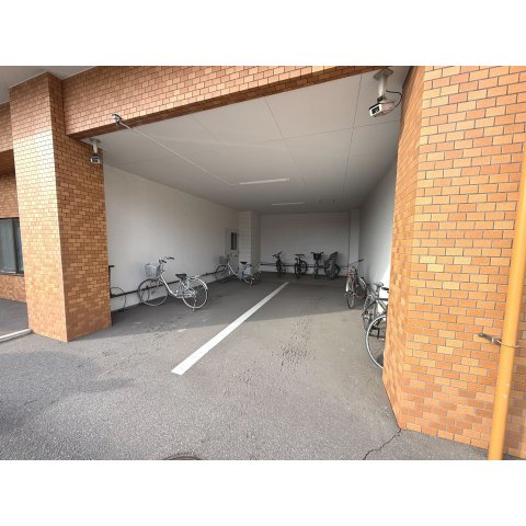 ライオンズマンション松陰町の駐輪場