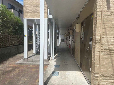 【玄関】 | レオパレスシャルマンシード | きれいな玄関です