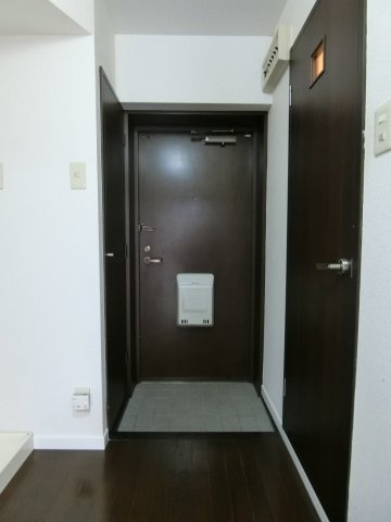 ハーモニー旗ヶ崎の玄関|110号室　イメージ