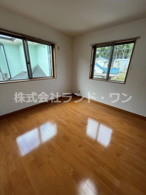 【洋室】 | 所沢市上安松　平成25年築 | （洋室7.37帖）