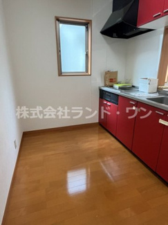 【キッチン】 | 所沢市上安松　平成25年築 | キッチンスペースも広々としています