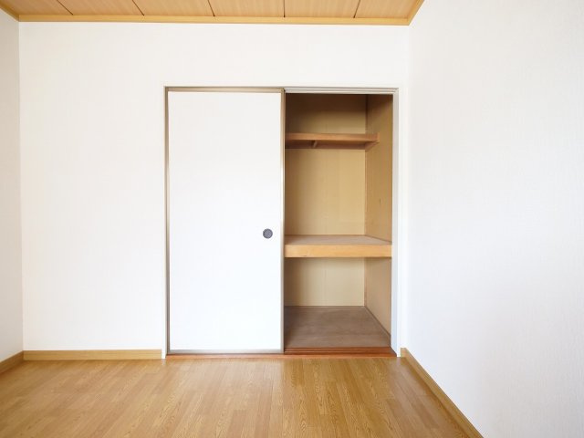 ガーデンヒルズ岡山Ａ棟の収納