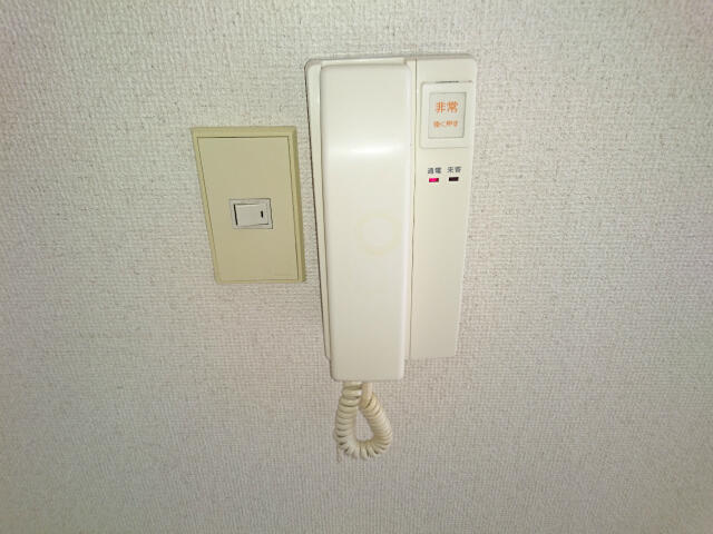 インターホン