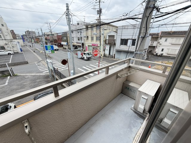 矢切ビルのバルコニー
