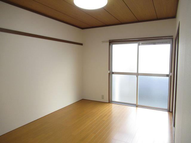 レジデンス横山の居間・リビング