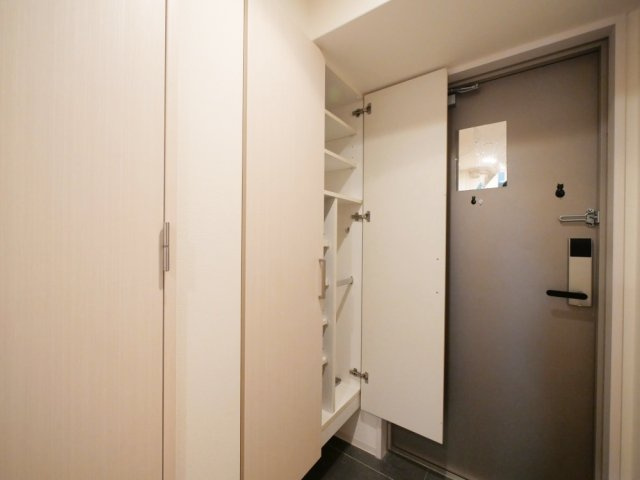 BLAU本町東（旧BPRレジデンス本町東）の収納