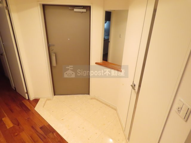 ビバシティ古町の玄関