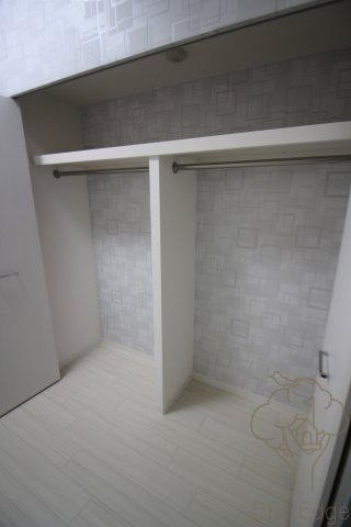 ビガーポリス369天神橋三丁目Ⅱアルチェの収納