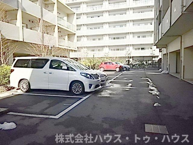 グラン・シャリオSの駐車場