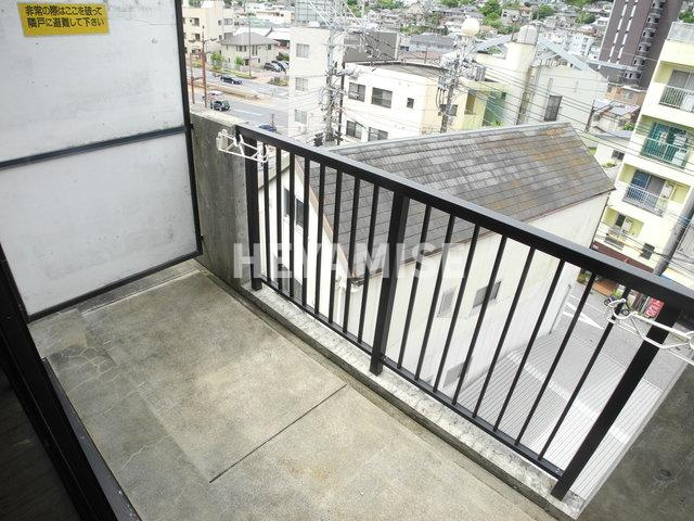 クオーレ中川のバルコニー